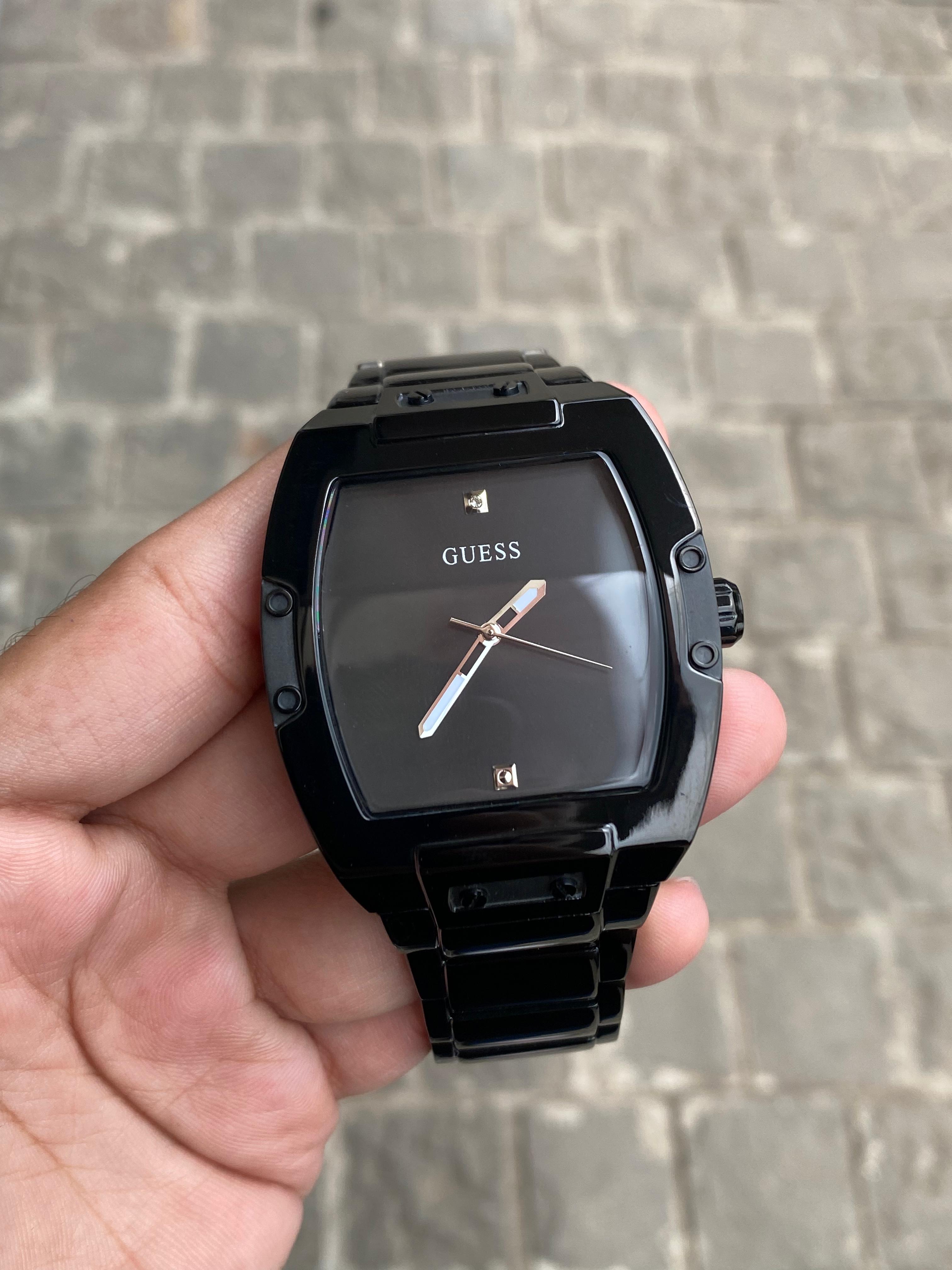 Gueess Phoenix. Japan