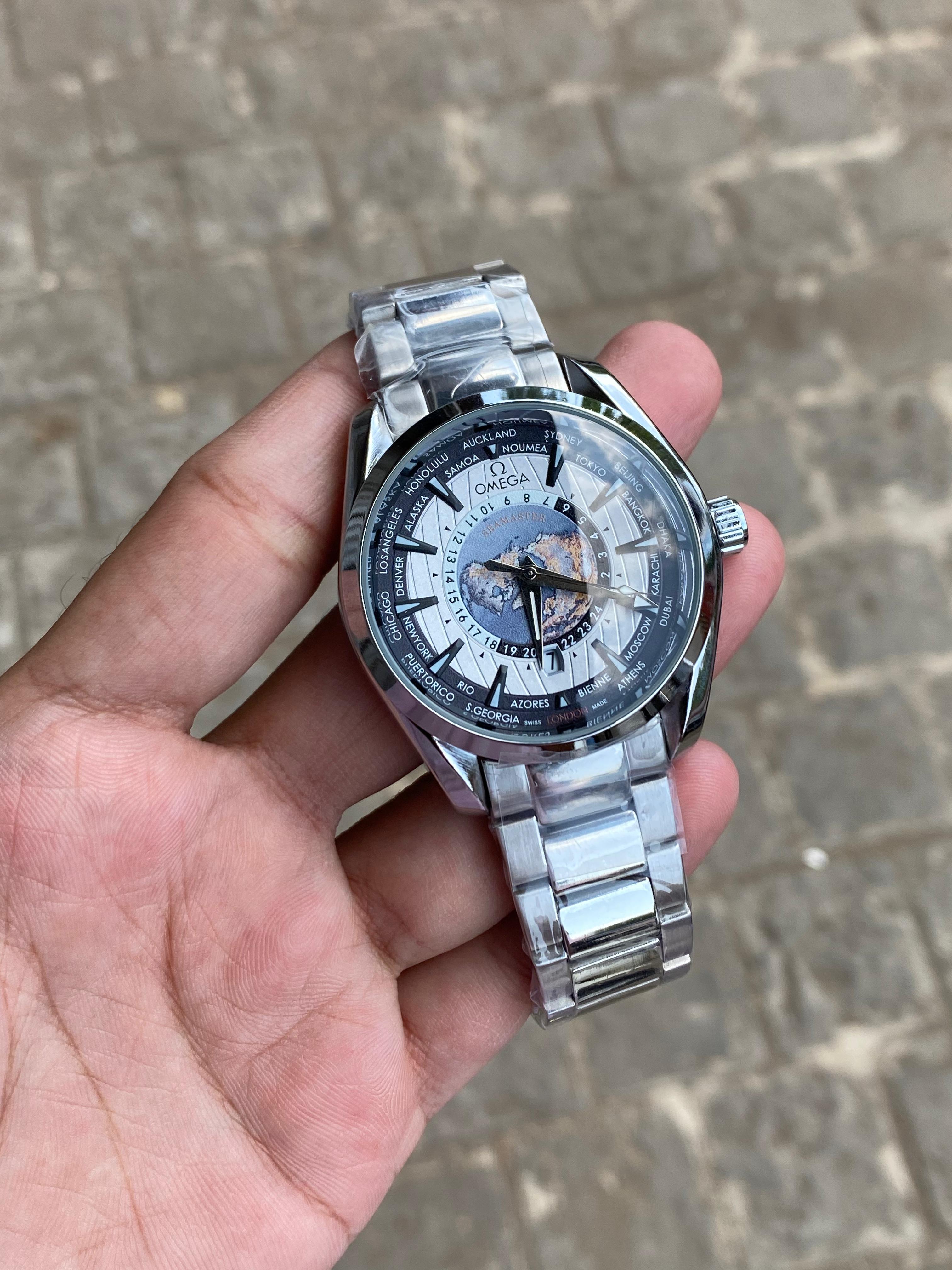 Styalist World map. Watch